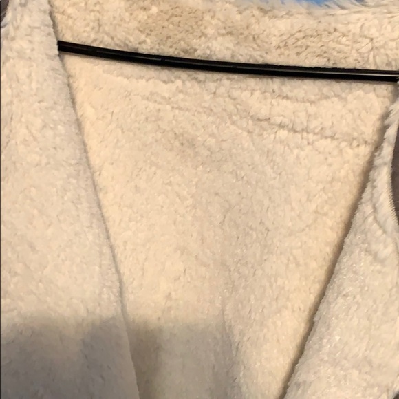 Lane Bryant belted vest, faux fur lined - Picture 3 of 3